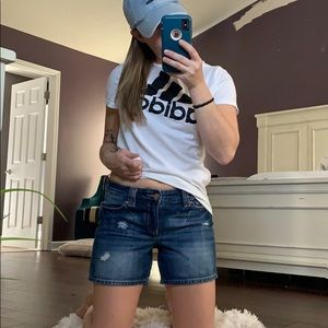 Free w/ bundle of 2 Gap sz 4 shorts